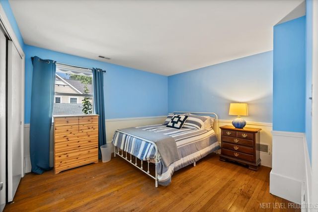 83 N Park Boulevard, Glen Ellyn, IL 60137