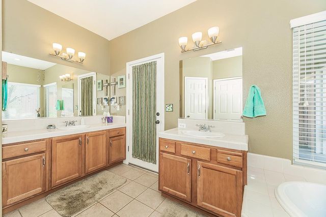 5114 W Harvard Avenue, Fresno, CA 93722