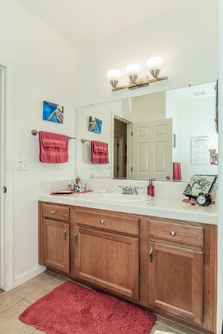 5114 W Harvard Avenue, Fresno, CA 93722