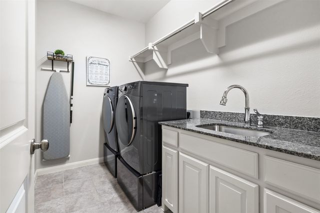 4502 Spanish Indigo Lane, Arlington, TX 76005