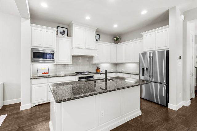 4502 Spanish Indigo Lane, Arlington, TX 76005