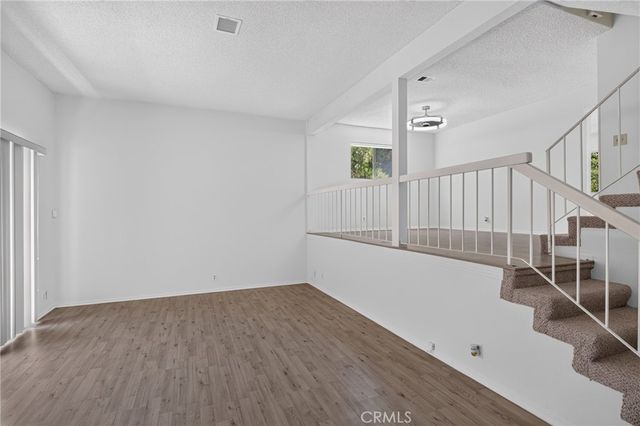 18410 Lull Street 1, Reseda, CA 91335