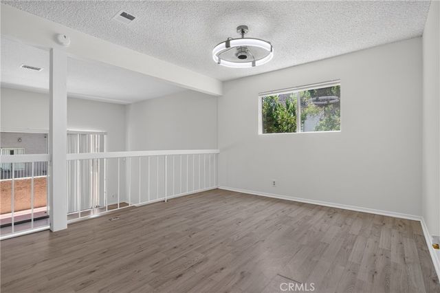 18410 Lull Street 1, Reseda, CA 91335