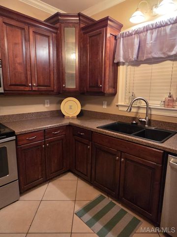 607 Prairieview Drive, Prattville, AL 36067