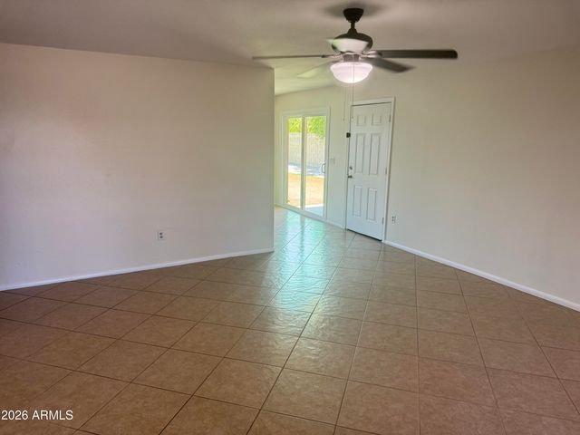 5107 E NAMBE Street, Phoenix, AZ 85044
