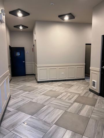 1208 E 64th Street 2B, Chicago, IL 60637