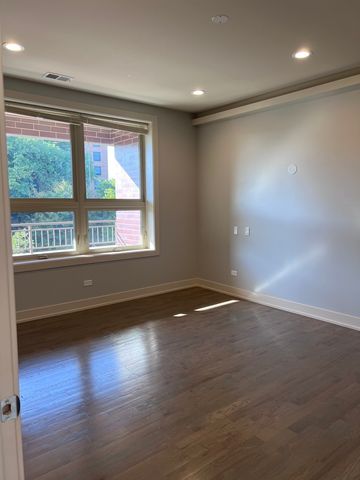 1208 E 64th Street 2B, Chicago, IL 60637