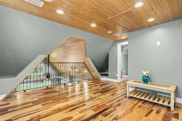 2424 E NEW YORK AVENUE, Deland, FL 32724