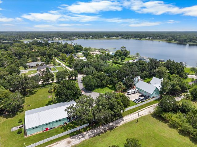 2424 E NEW YORK AVENUE, Deland, FL 32724