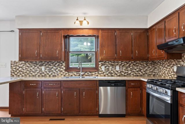 2634 PLEASANT HILL RD., Hanover, PA 17331