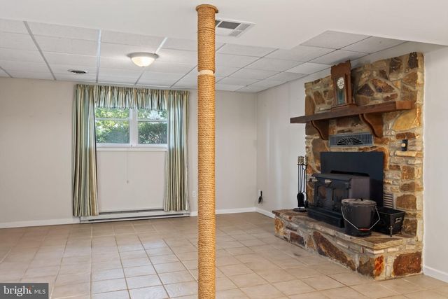 2634 PLEASANT HILL RD., Hanover, PA 17331