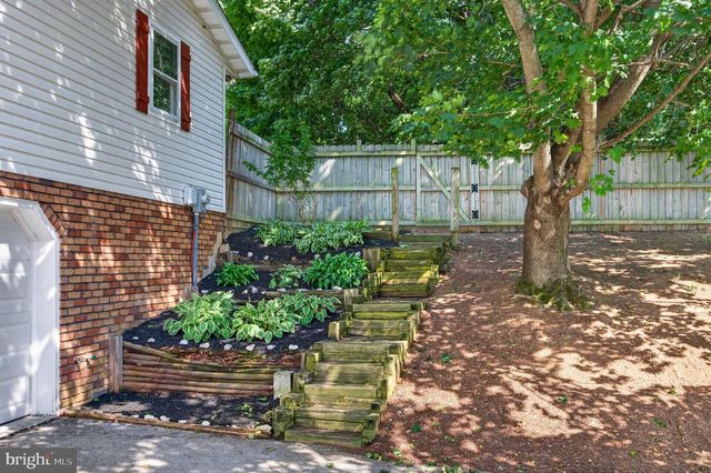 2634 PLEASANT HILL RD., Hanover, PA 17331