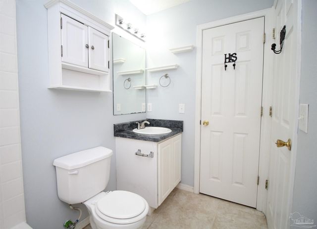 2007 Marquesas Ln, Pensacola, FL 32506