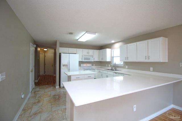 2007 Marquesas Ln, Pensacola, FL 32506