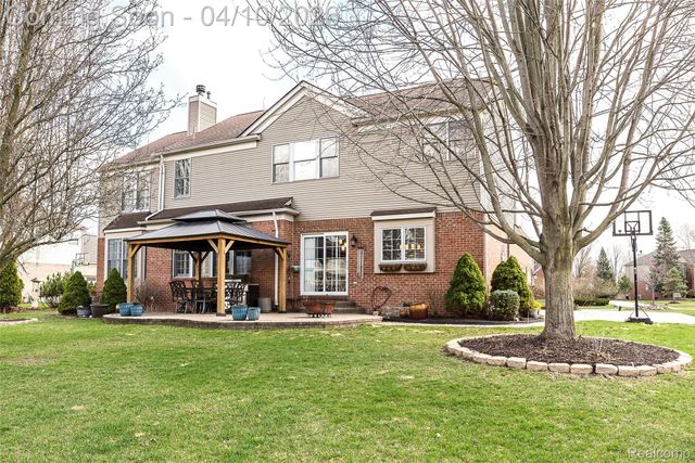 48880 Central Park Drive, Canton Charter Township, MI 48188