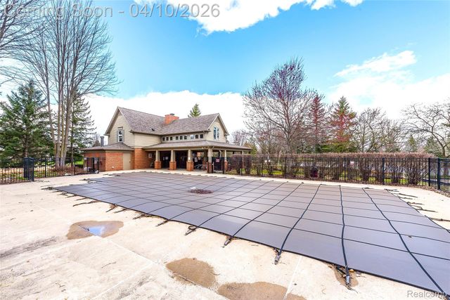 48880 Central Park Drive, Canton Charter Township, MI 48188