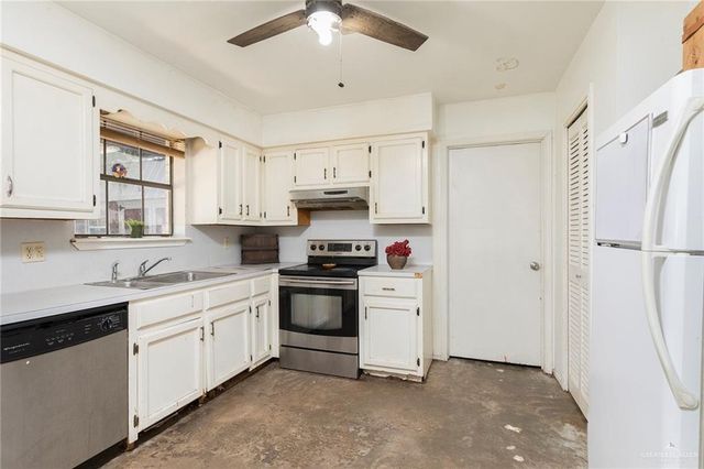 909 E Minnesota Road, Alamo, TX 78589