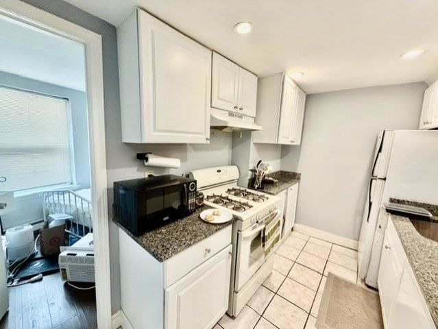 109 Salem 2, Boston, MA 02113