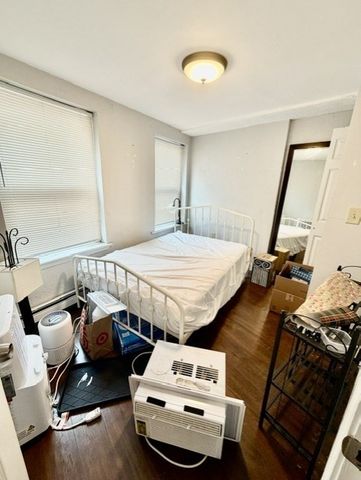 109 Salem 2, Boston, MA 02113
