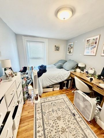 109 Salem 2, Boston, MA 02113