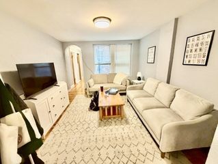 109 Salem 2, Boston, MA 02113