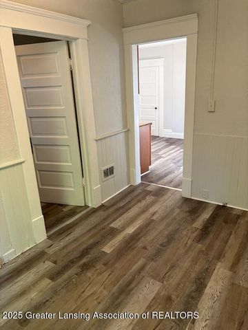 1014 E Oakland Avenue, Lansing, MI 48906