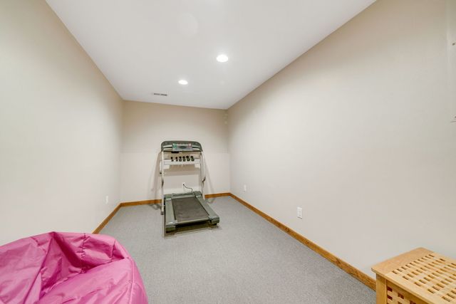 2908 ROLLING MEADOW Court, Belvidere, IL 61008