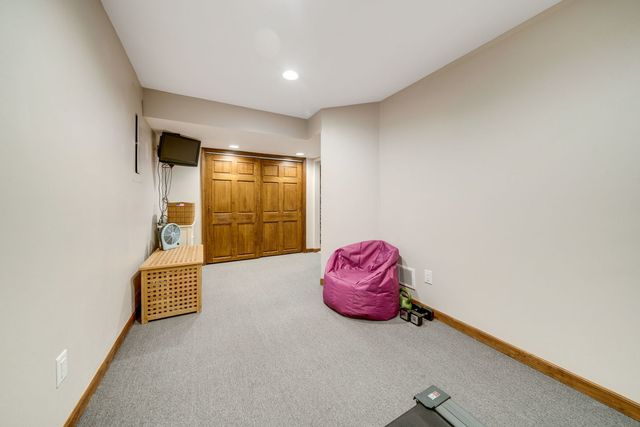 2908 ROLLING MEADOW Court, Belvidere, IL 61008