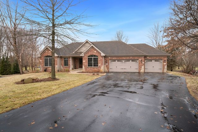 2908 ROLLING MEADOW Court, Belvidere, IL 61008