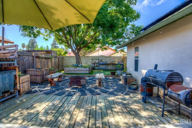 9303 Alki Court, Bakersfield, CA 93312