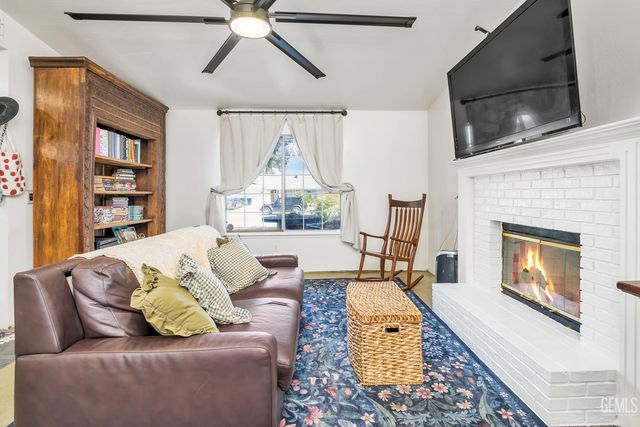 9303 Alki Court, Bakersfield, CA 93312