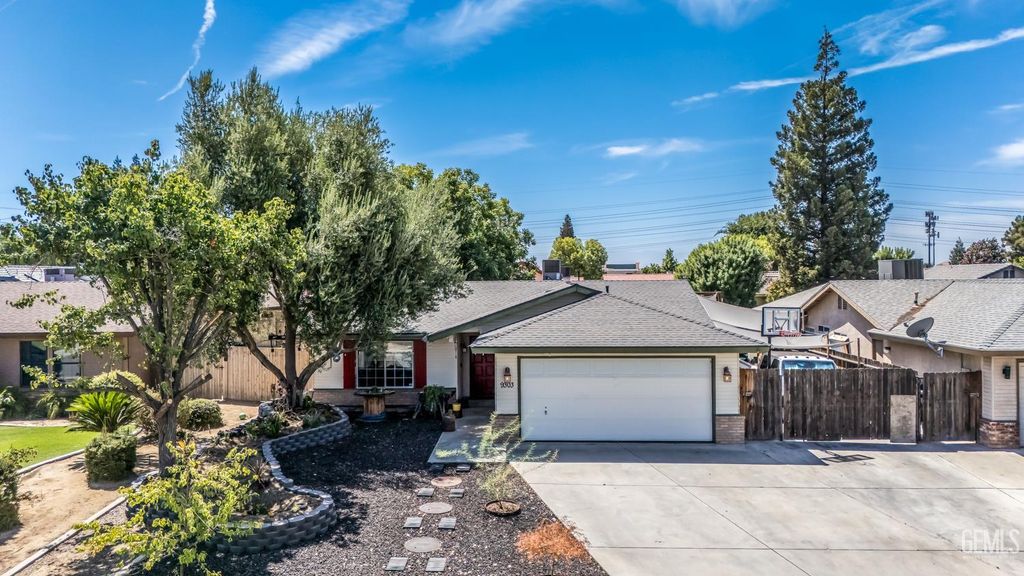 9303 Alki Court, Bakersfield, CA 93312
