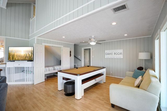 4119 Pirates Alley, Galveston, TX 77554