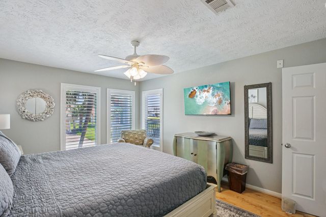 4119 Pirates Alley, Galveston, TX 77554