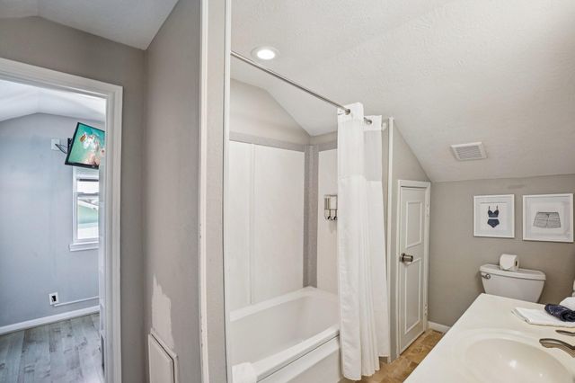 4119 Pirates Alley, Galveston, TX 77554