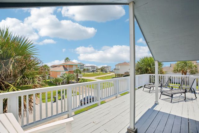 4119 Pirates Alley, Galveston, TX 77554