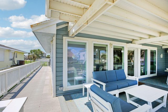 4119 Pirates Alley, Galveston, TX 77554