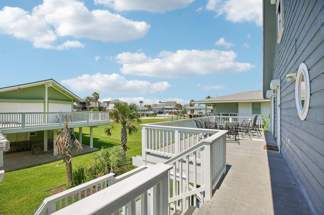 4119 Pirates Alley, Galveston, TX 77554