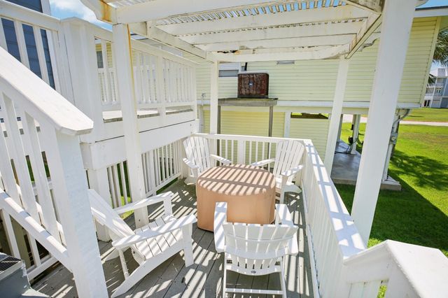 4119 Pirates Alley, Galveston, TX 77554