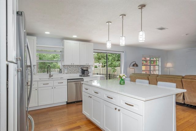 1313 WHISPER DRIVE, Largo, FL 33770