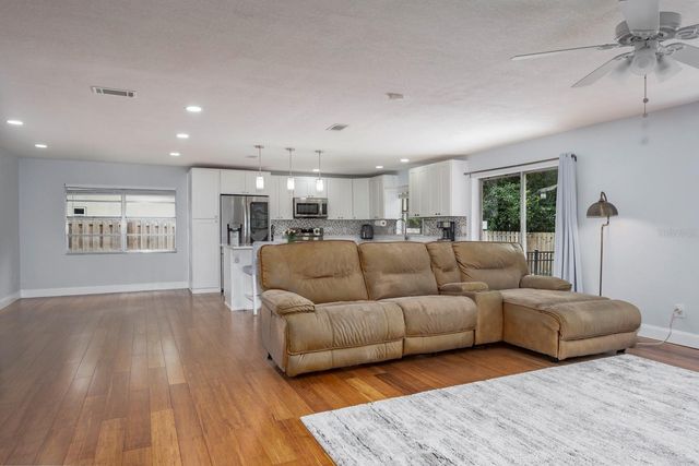 1313 WHISPER DRIVE, Largo, FL 33770