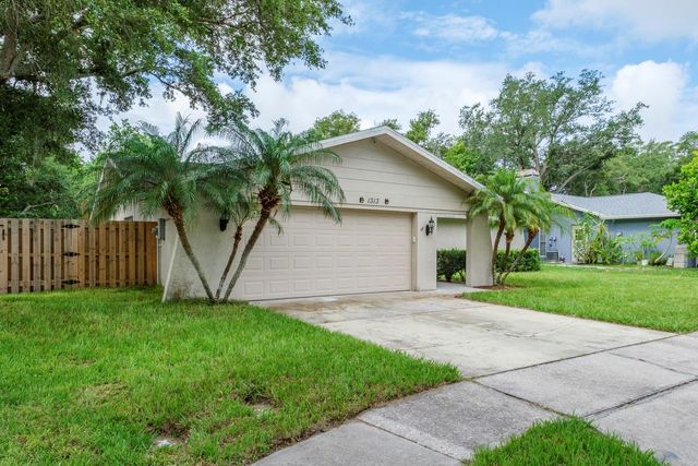 1313 WHISPER DRIVE, Largo, FL 33770