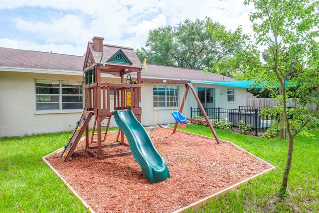 1313 WHISPER DRIVE, Largo, FL 33770