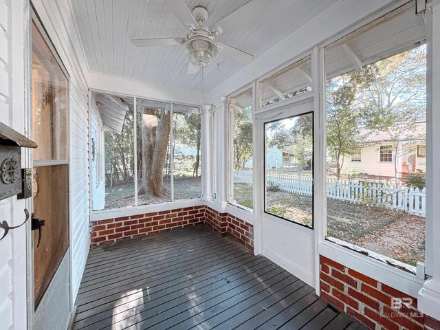 206 1st Street, Chickasaw, AL 36611