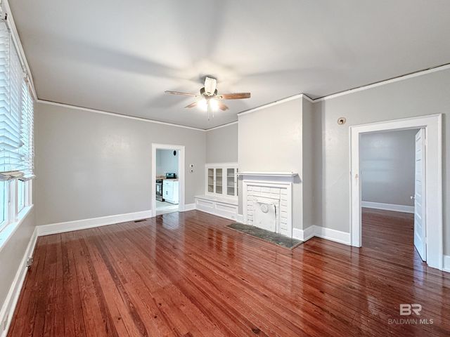 206 1st Street, Chickasaw, AL 36611