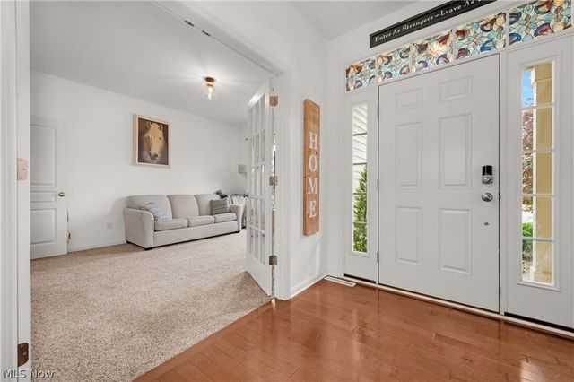 23201 Lakeridge Way, Columbia Station, OH 44028
