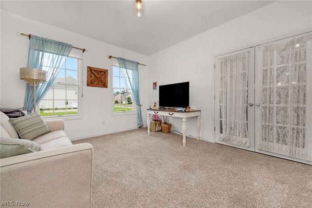 23201 Lakeridge Way, Columbia Station, OH 44028