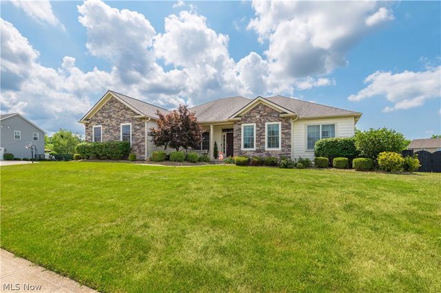 23201 Lakeridge Way, Columbia Station, OH 44028