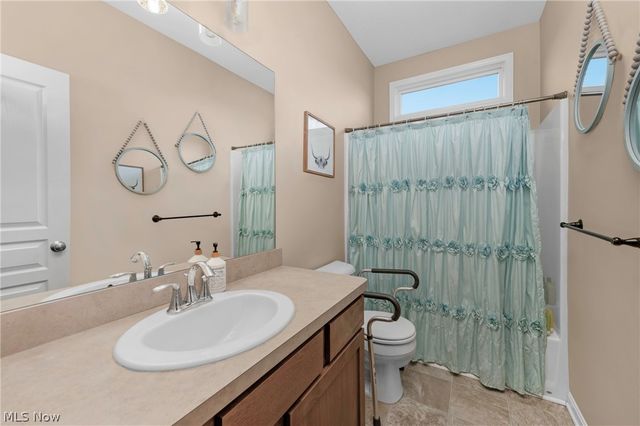23201 Lakeridge Way, Columbia Station, OH 44028