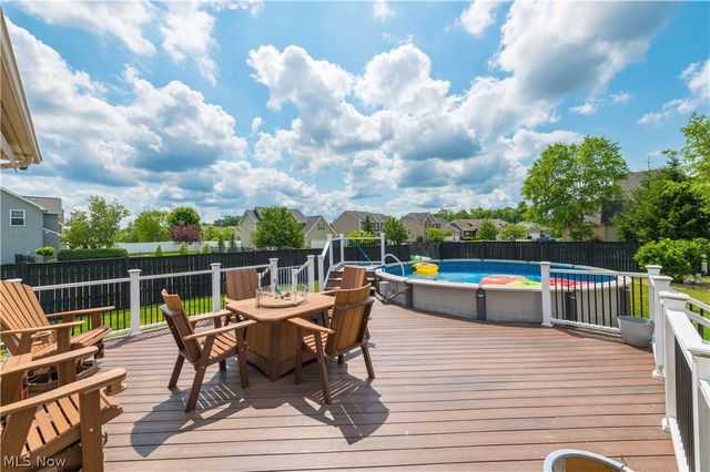 23201 Lakeridge Way, Columbia Station, OH 44028